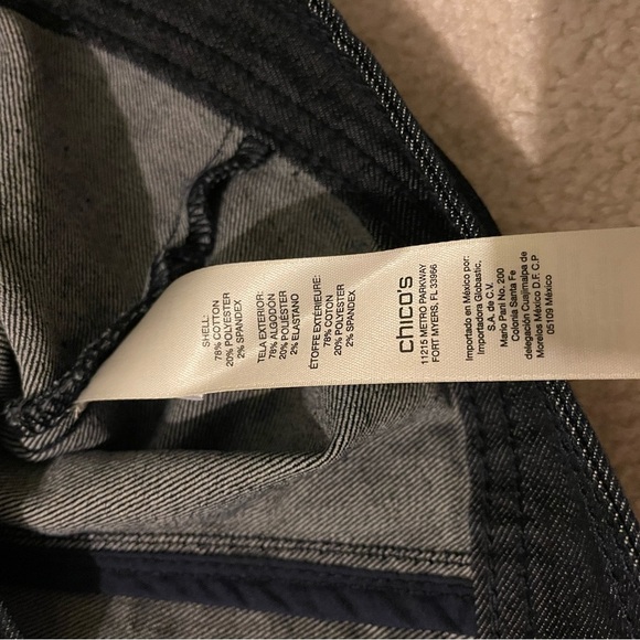 Chico’s platinum denim bling jacket size 1 =medium (8) like new - Picture 11 of 12